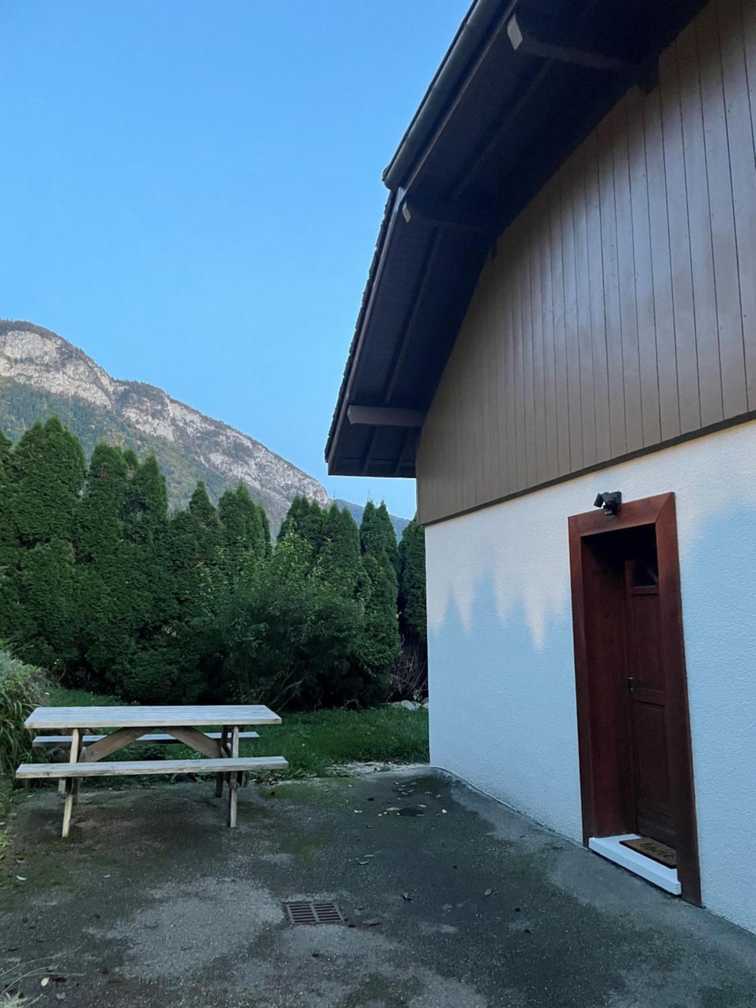 Appartement Entre Lac Et Montagnes Thônes Esterno foto